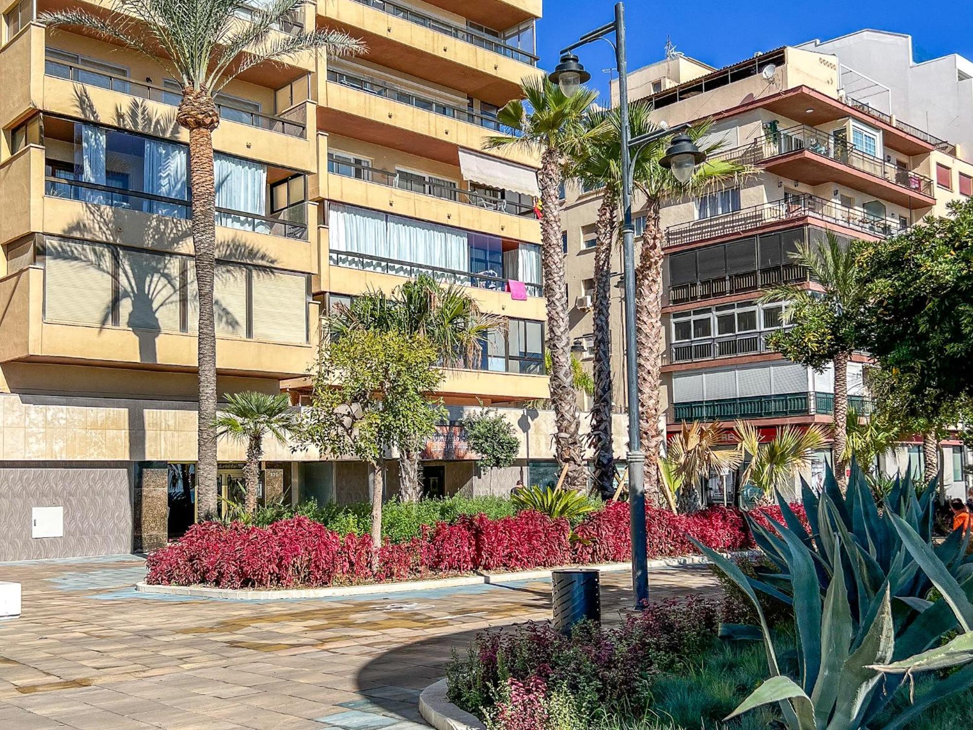 Hanami Avenida De Espana Estepona Eksteriør billede